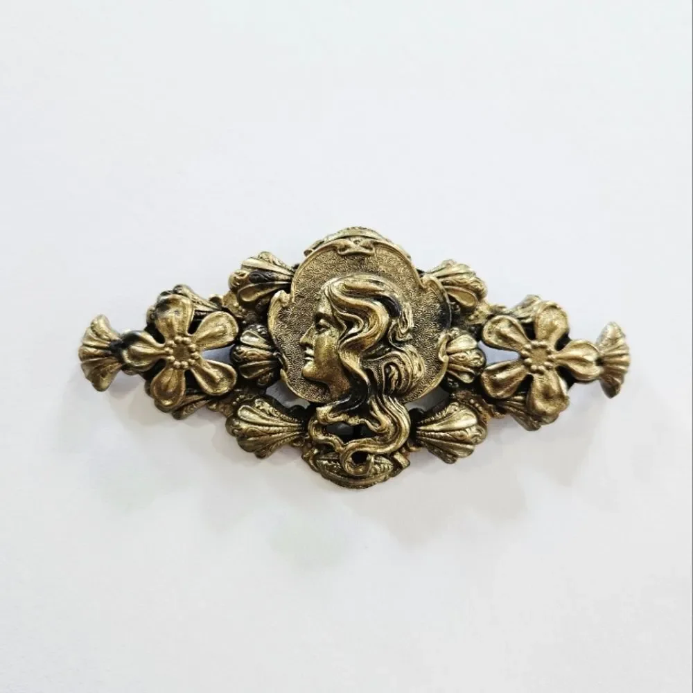 Vintage Antique? Large Art Nouveau Gibson Girl Portrait Antique Brass Brooch Pin